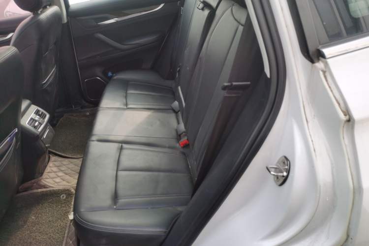 Used Hanteng X7 2016 1.5T Manual Luxury Edition Left Rear Seat