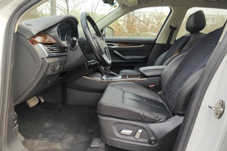 Used Hanteng X7 2016 2.0T DCT Luxury Edition Left Rear Seat
