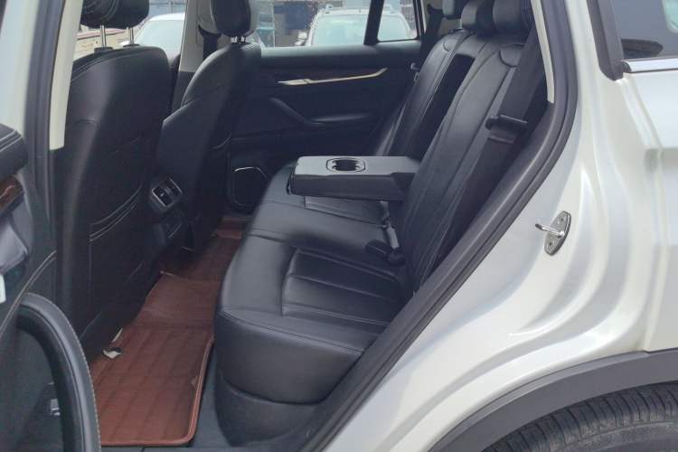 Used Hanteng X7 2016 1.5T Manual Luxury Edition Left Rear Seat