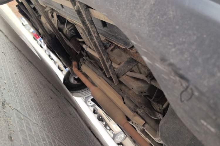 Used Hanteng X7 2016 1.5T Manual Luxury Edition Left Side Sill