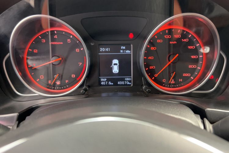 Used Hanteng X7 2016 1.5T Manual Comfort Model Odometer Close Up