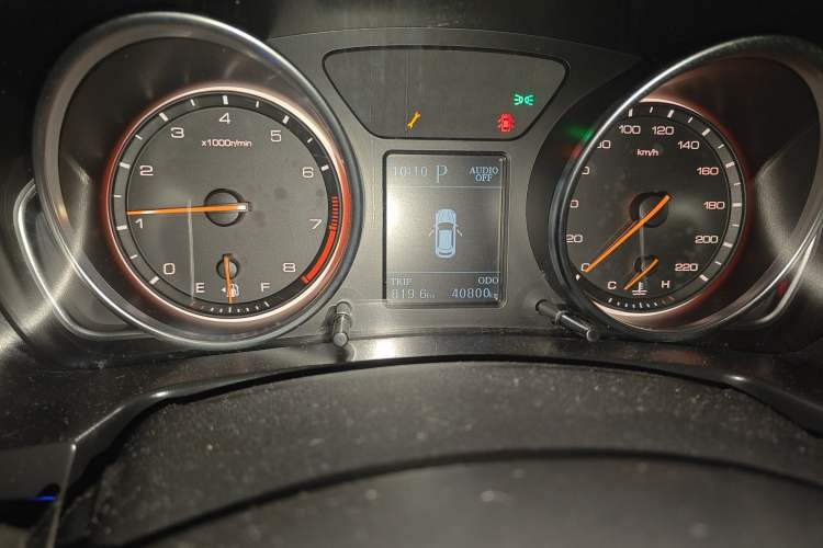 Used Hanteng X7 2016 2.0T DCT Luxury Edition Odometer Close Up