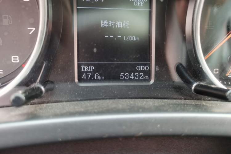 Used Hanteng X7 2016 1.5T Manual Luxury Edition Odometer Close Up