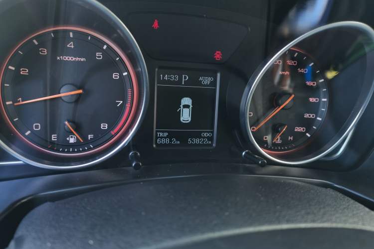 Used Hanteng X7 2016 2.0T DCT Luxury Edition Odometer Close Up