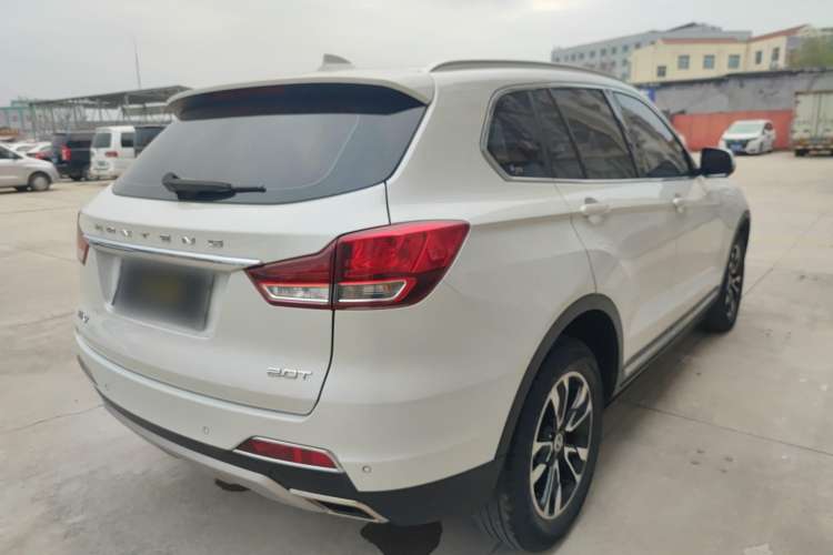 Used Hanteng X7 2016 2.0T DCT Luxury Version Rear Right 45 Deg