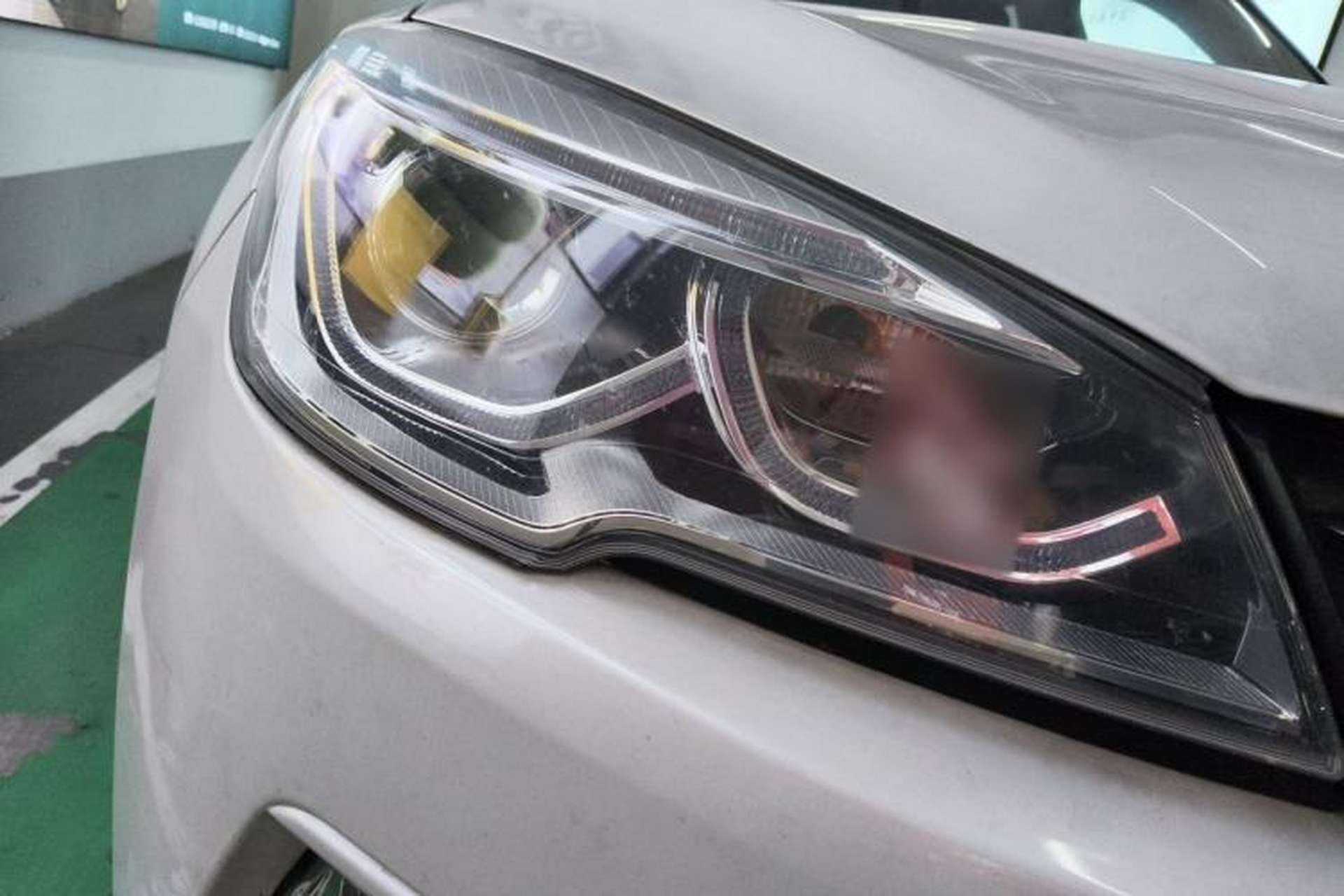 Used Hanteng X7 2016 1.5T Manual Luxury Edition Right Front Headlight
