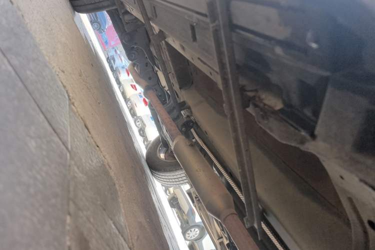 Used Hanteng X7 2016 1.5T Manual Luxury Edition Right Side Sill