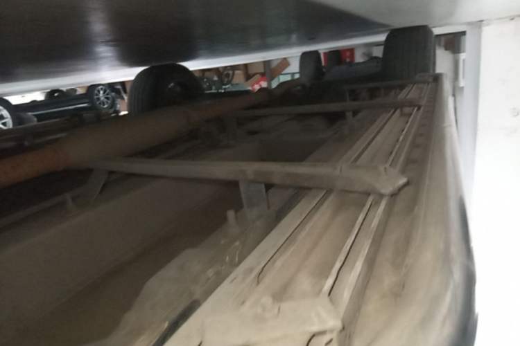Used Hanteng X7 2016 2.0T DCT Luxury Edition Right Side Sill