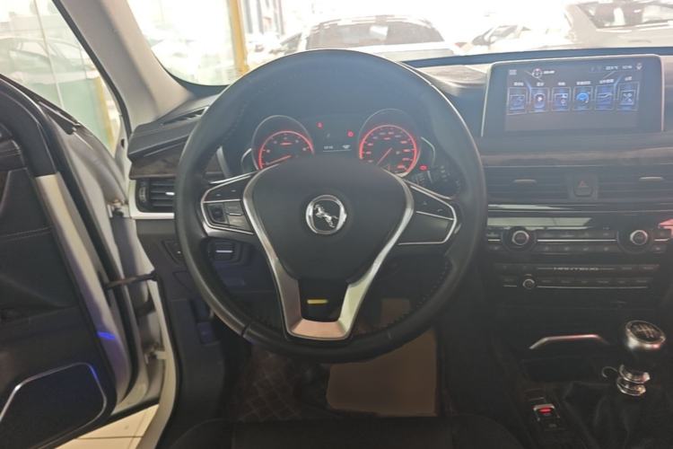 Used Hanteng X7 2016 1.5T Manual Luxury Edition Steering Wheel