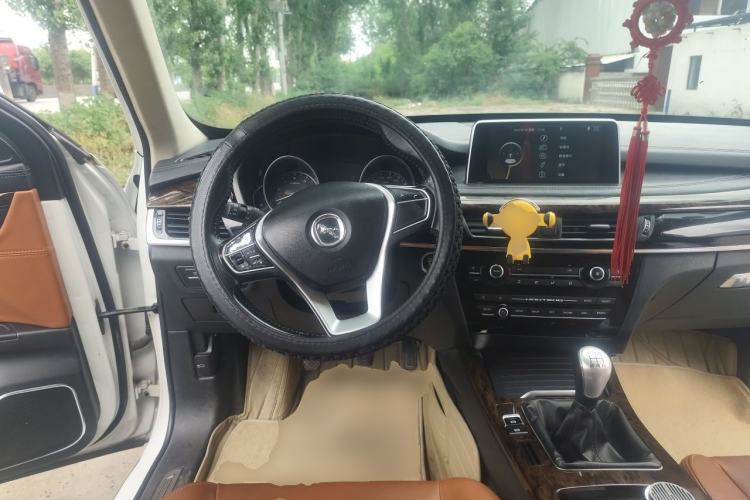 Used Hanteng X7 2016 2.0T Manual Luxury Version Steering Wheel