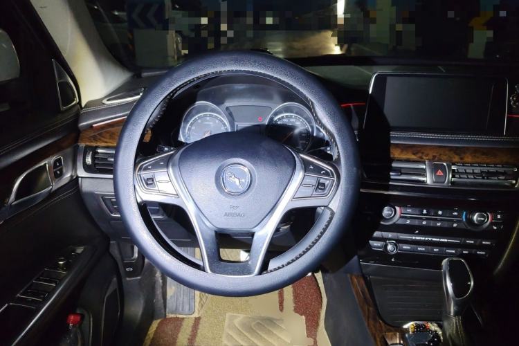 Used Hanteng X7 2016 2.0T DCT Luxury Edition Steering Wheel