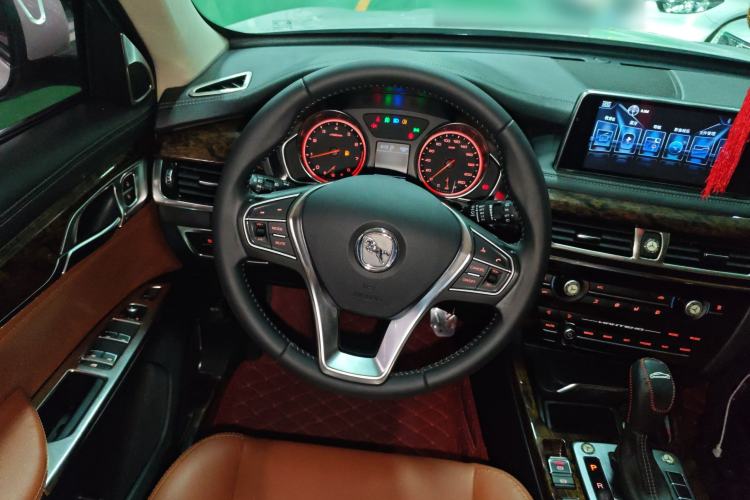 Used Hanteng X7 2016 2.0T DCT Luxury Version Steering Wheel