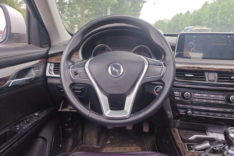 Used Hanteng X7 2016 1.5T Manual Luxury Edition Steering Wheel