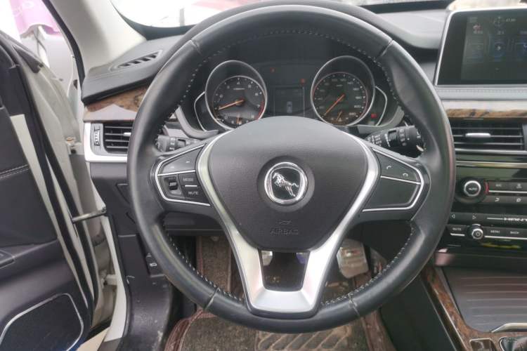 Used Hanteng X7 2016 1.5T Manual Luxury Edition Steering Wheel