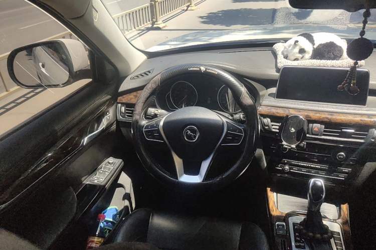 Used Hanteng X7 2016 2.0T DCT Luxury Edition Steering Wheel