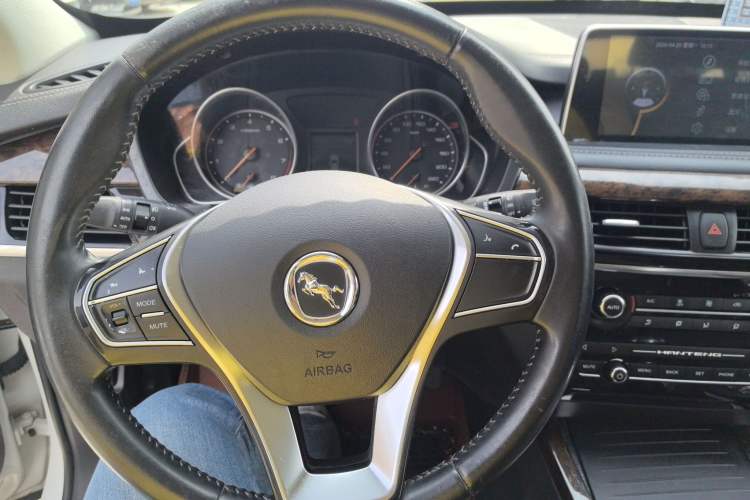 Used Hanteng X7 2016 1.5T Manual Luxury Edition Steering Wheel