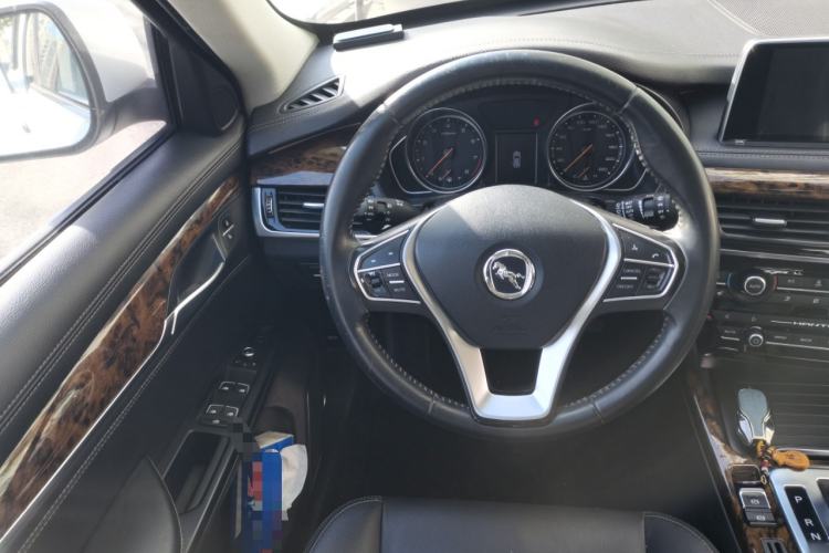 Used Hanteng X7 2016 2.0T DCT Luxury Edition Steering Wheel