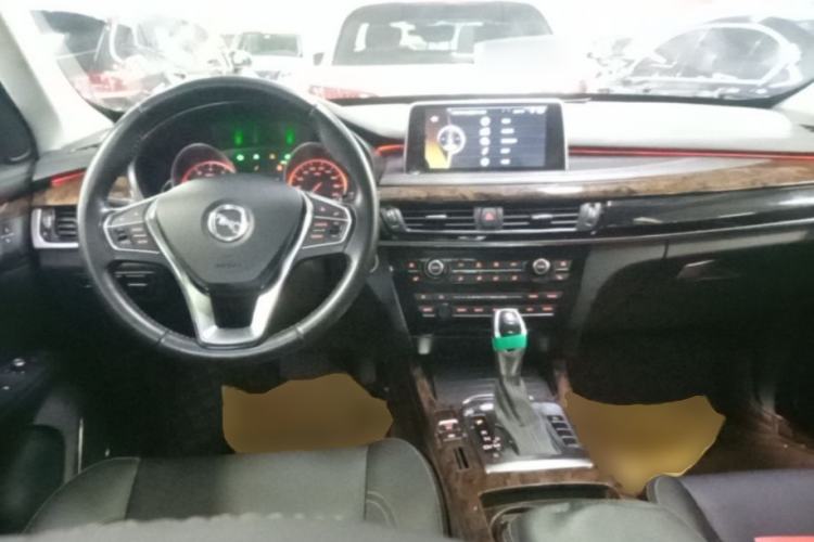 Used Hanteng X7 2016 2.0T DCT Luxury Edition Steering Wheel