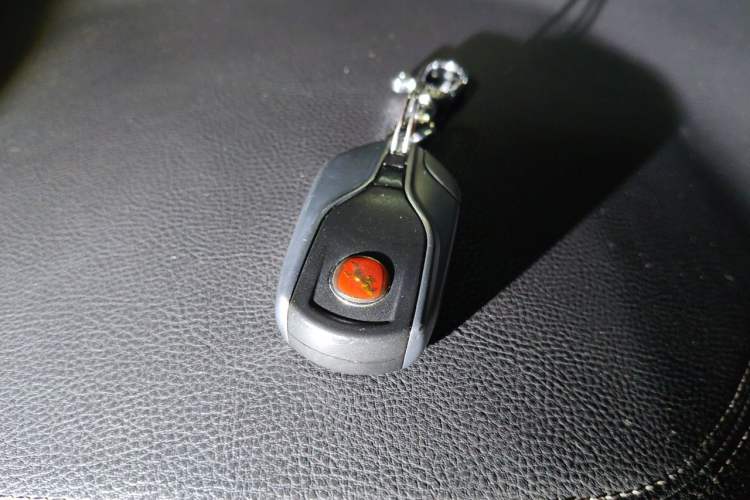 Used Hanteng X7 2016 2.0T DCT Luxury Edition Vehicle Key