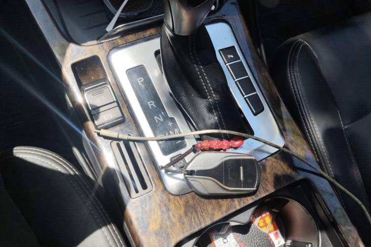 Used Hanteng X7 2016 2.0T DCT Luxury Edition Vehicle Key