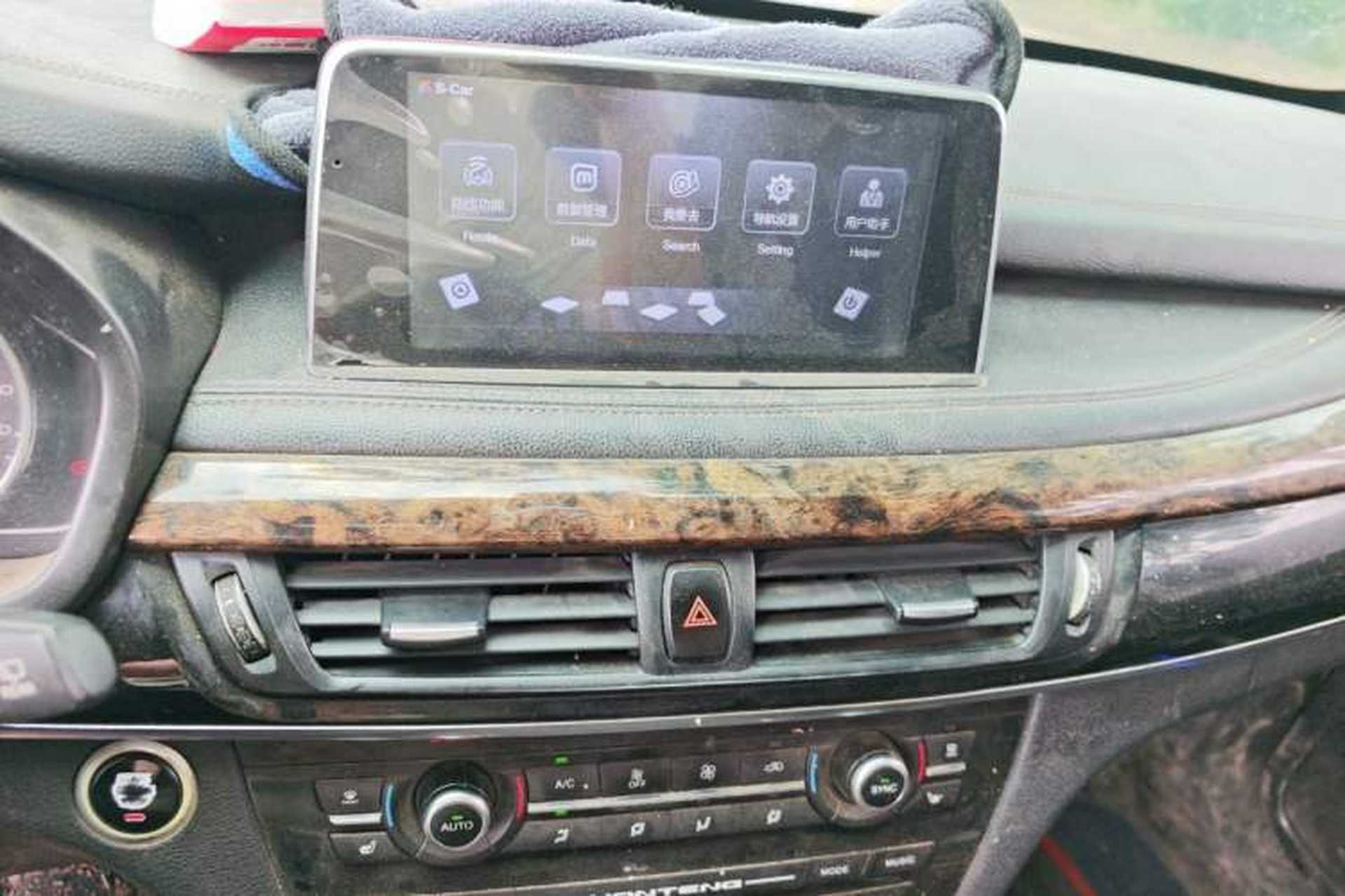 Used Hanteng X7 2018 X7S 1.5T Manual Luxury Model Audio And AC Panel