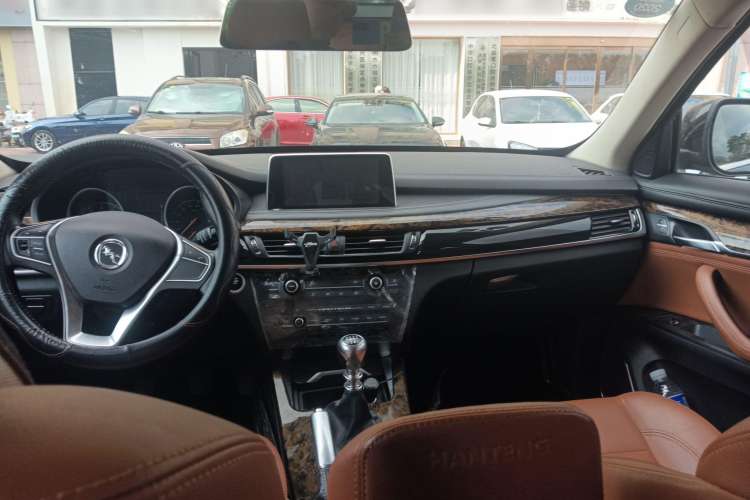 Used Hanteng X7 2018 X7S 1.5T Manual Luxury Model Center Console