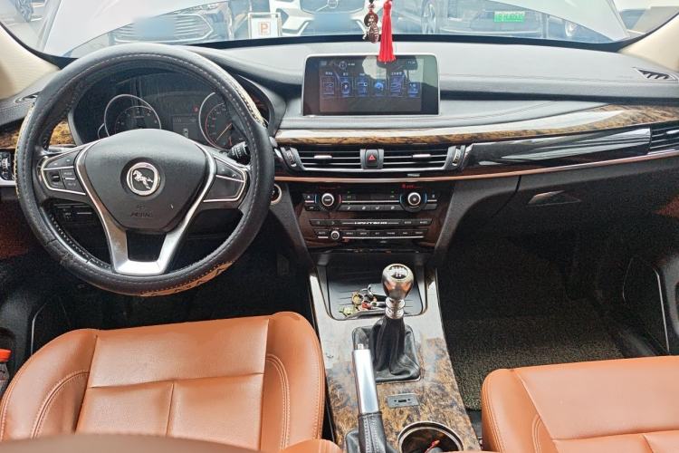 Used Hanteng X7 2018 X7S 1.5T Manual Luxury Model Center Console
