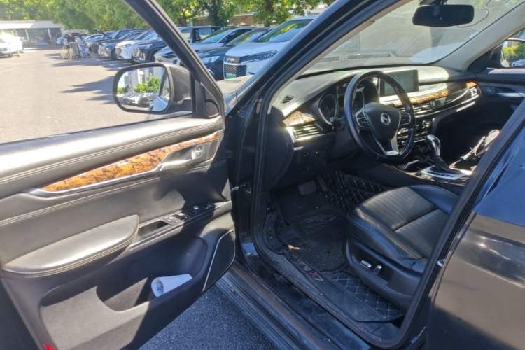 Used Hanteng X7 2018 X7S 1.5T Automatic Luxury Model Driver Seat