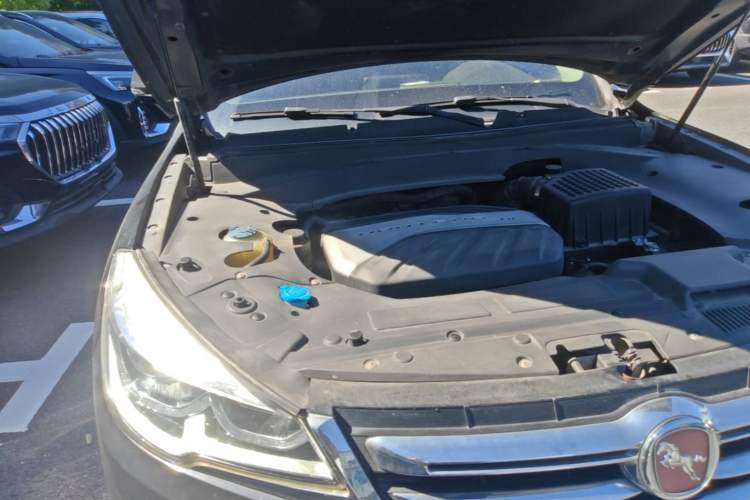Used Hanteng X7 2018 X7S 1.5T Automatic Luxury Model Engine Bay Right