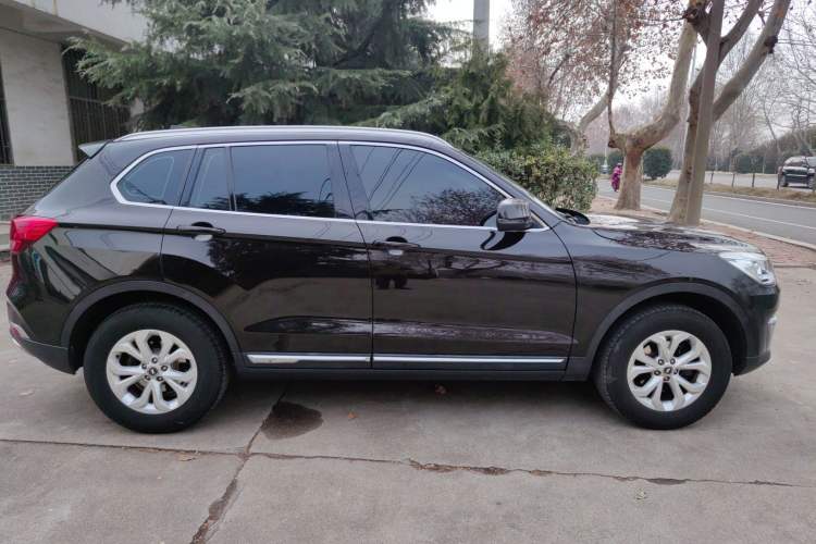 Used Hanteng X7 2018 X7S 1.5T Automatic Luxury Model Exterior 3