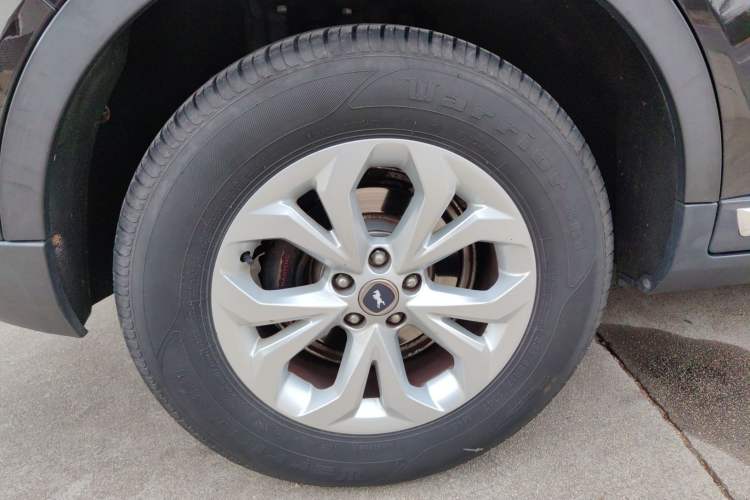 Used Hanteng X7 2018 X7S 1.5T Automatic Luxury Model Exterior 6