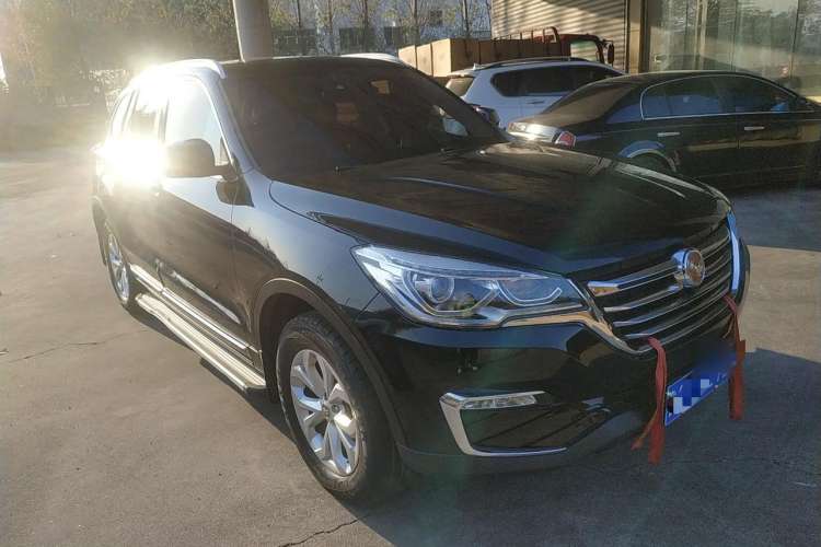 Used Hanteng X7 2018 X7S 1.5T Automatic Luxury Model Front Right 45 Deg