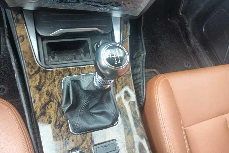 Used Hanteng X7 2018 X7S 1.5T Manual Luxury Model Gear Lever