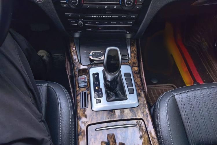 Used Hanteng X7 2018 X7S 1.5T Automatic Luxury Model Gear Lever