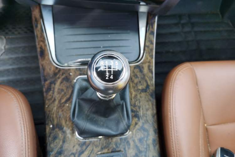 Used Hanteng X7 2018 X7S 1.5T Manual Luxury Model Gear Lever
