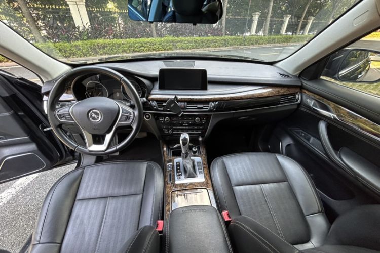 Used Hanteng X7 2018 X7S 1.5T Automatic Luxury Model Interior 1