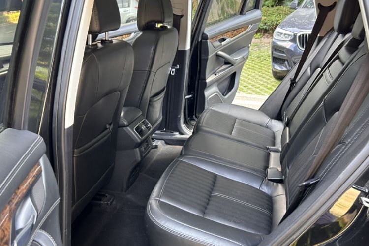 Used Hanteng X7 2018 X7S 1.5T Automatic Luxury Model Interior 3