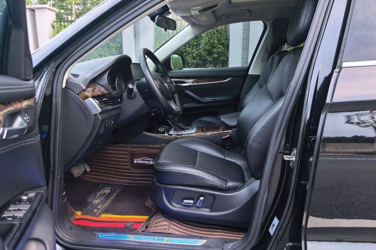 Used Hanteng X7 2018 X7S 1.5T Automatic Luxury Model Interior 3
