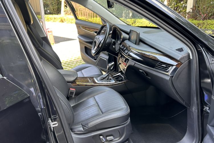 Used Hanteng X7 2018 X7S 1.5T Automatic Luxury Model Interior 5