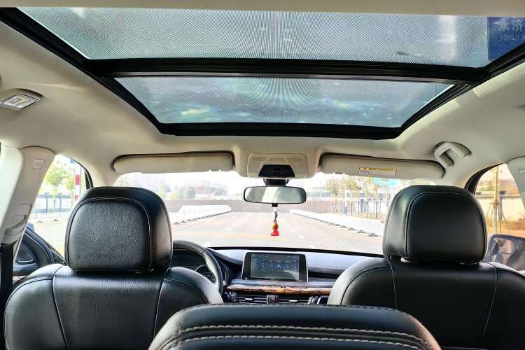 Used Hanteng X7 2018 X7S 1.5T Automatic Luxury Model Interior 5