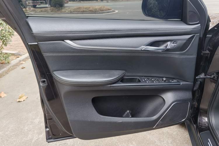 Used Hanteng X7 2018 X7S 1.5T Automatic Luxury Model Interior 7