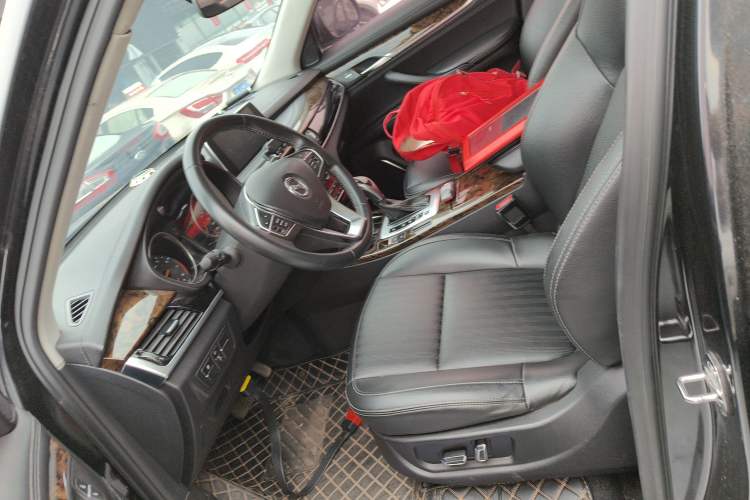 Used Hanteng X7 2018 X7S 1.5T Automatic Luxury Model Left Front Seat