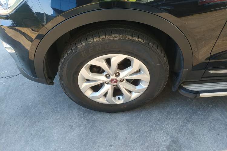 Used Hanteng X7 2018 X7S 1.5T Automatic Luxury Model Left Front Wheel Hub