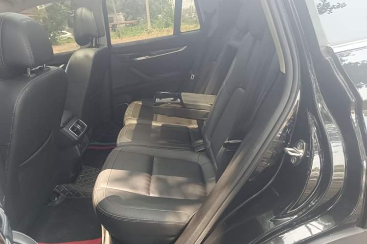Used Hanteng X7 2018 X7S 1.5T Automatic Luxury Model Left Rear Seat