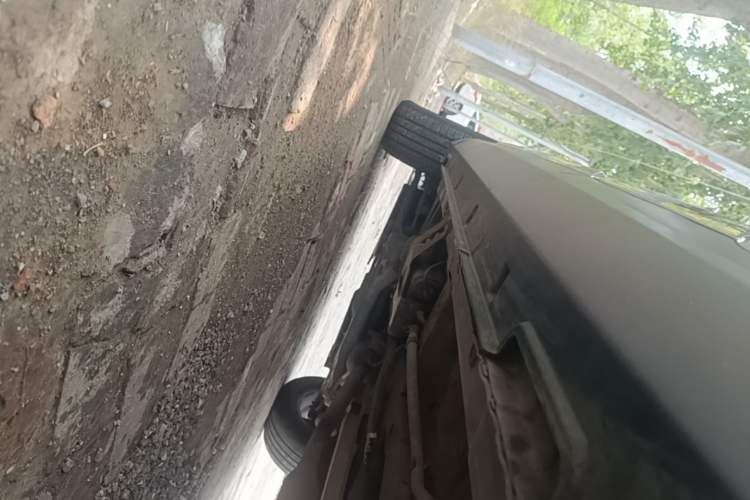 Used Hanteng X7 2018 X7S 1.5T Automatic Luxury Model Left Side Sill