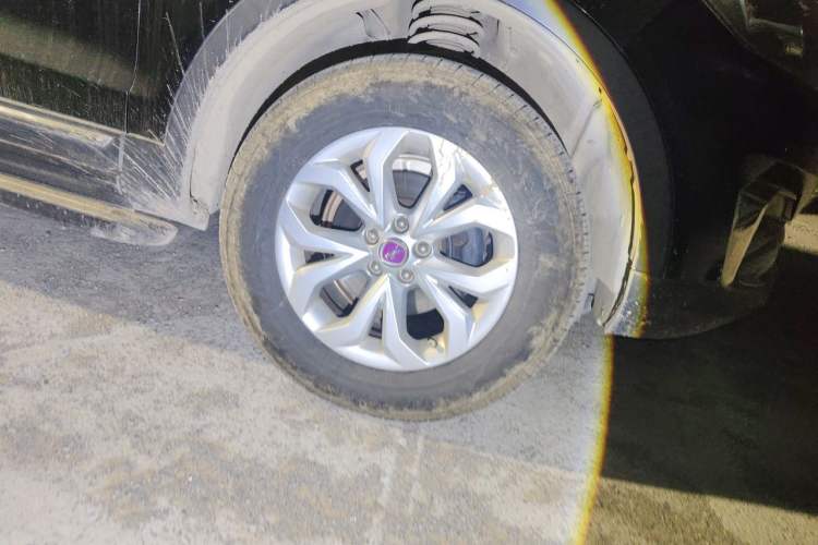 Used Hanteng X7 2018 X7S 1.5T Manual Luxury Model Right Front Wheel Hub