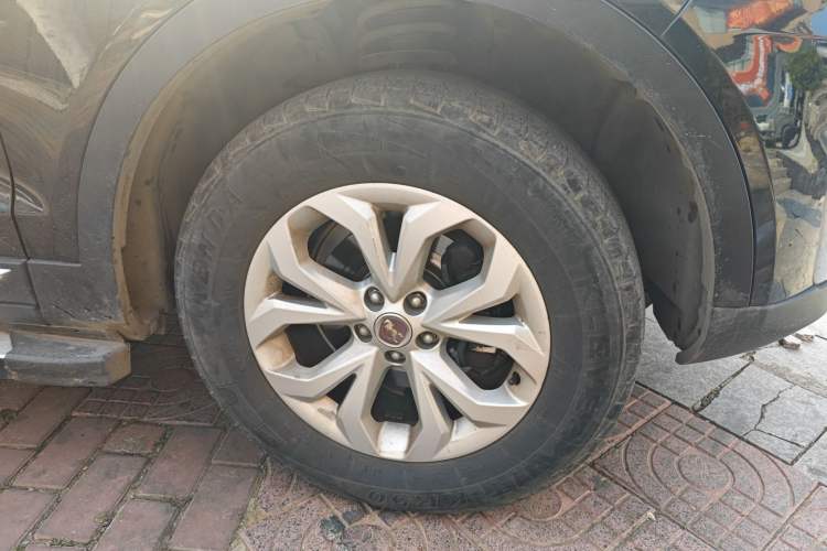 Used Hanteng X7 2018 X7S 1.5T Automatic Luxury Model Right Front Wheel Hub