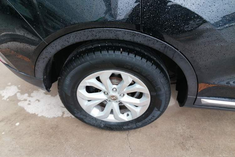 Used Hanteng X7 2018 X7S 1.5T Automatic Luxury Model Right Rear Wheel Hub