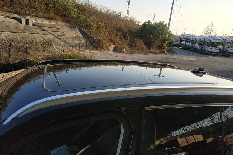 Used Hanteng X7 2018 X7S 1.5T Automatic Luxury Model Roof
