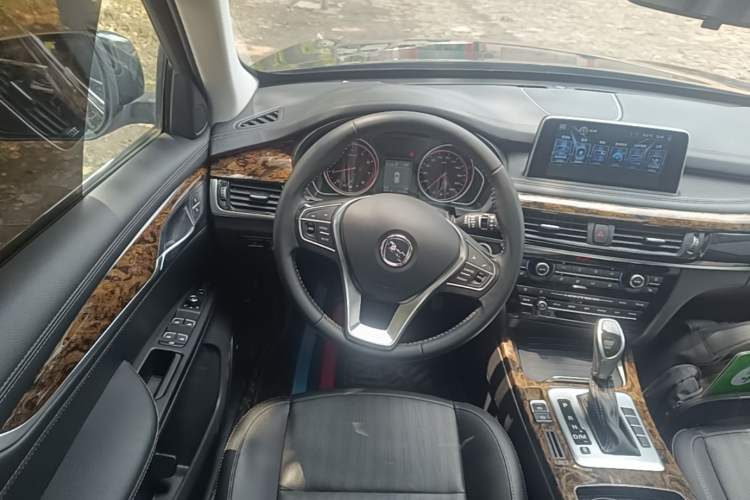 Used Hanteng X7 2018 X7S 1.5T Automatic Luxury Model Steering Wheel